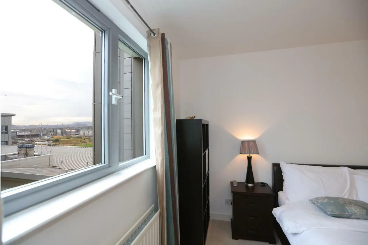 Penthouse Western Harbour Apartment Edinburgh United Kingdom