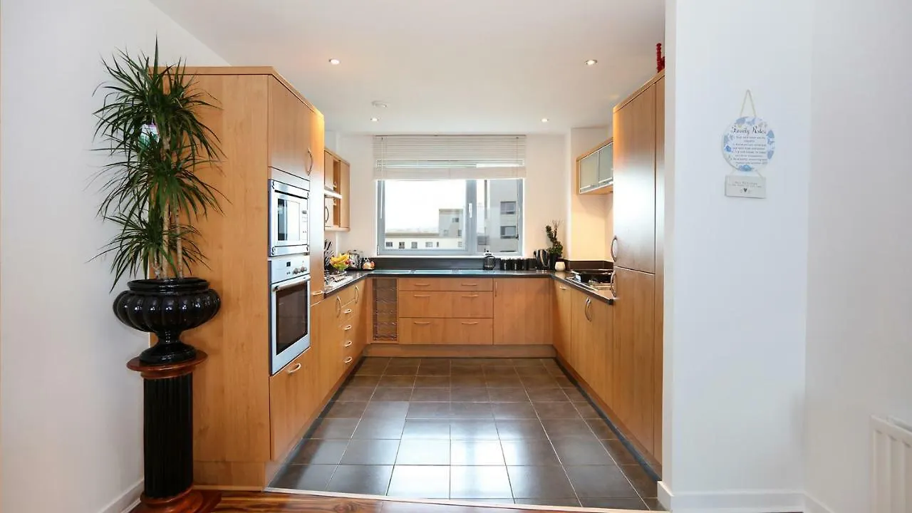 Penthouse Western Harbour Διαμέρισμα Εδιμβούργο 0*,  Ηνωμένο Βασίλειο